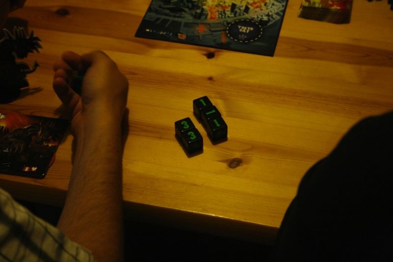 <a href="http://www.jedisjeux.net/king-of-tokyo">King of Tokyo</a>