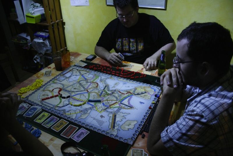 <a href="http://www.jedisjeux.net/les-aventuriers-du-rail-europe">Les Aventuriers du Rail : Europe</a>