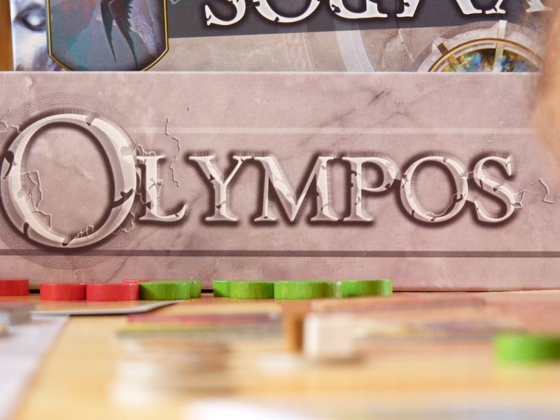 <a href="http://www.jedisjeux.net/olympos">Olympos</a>