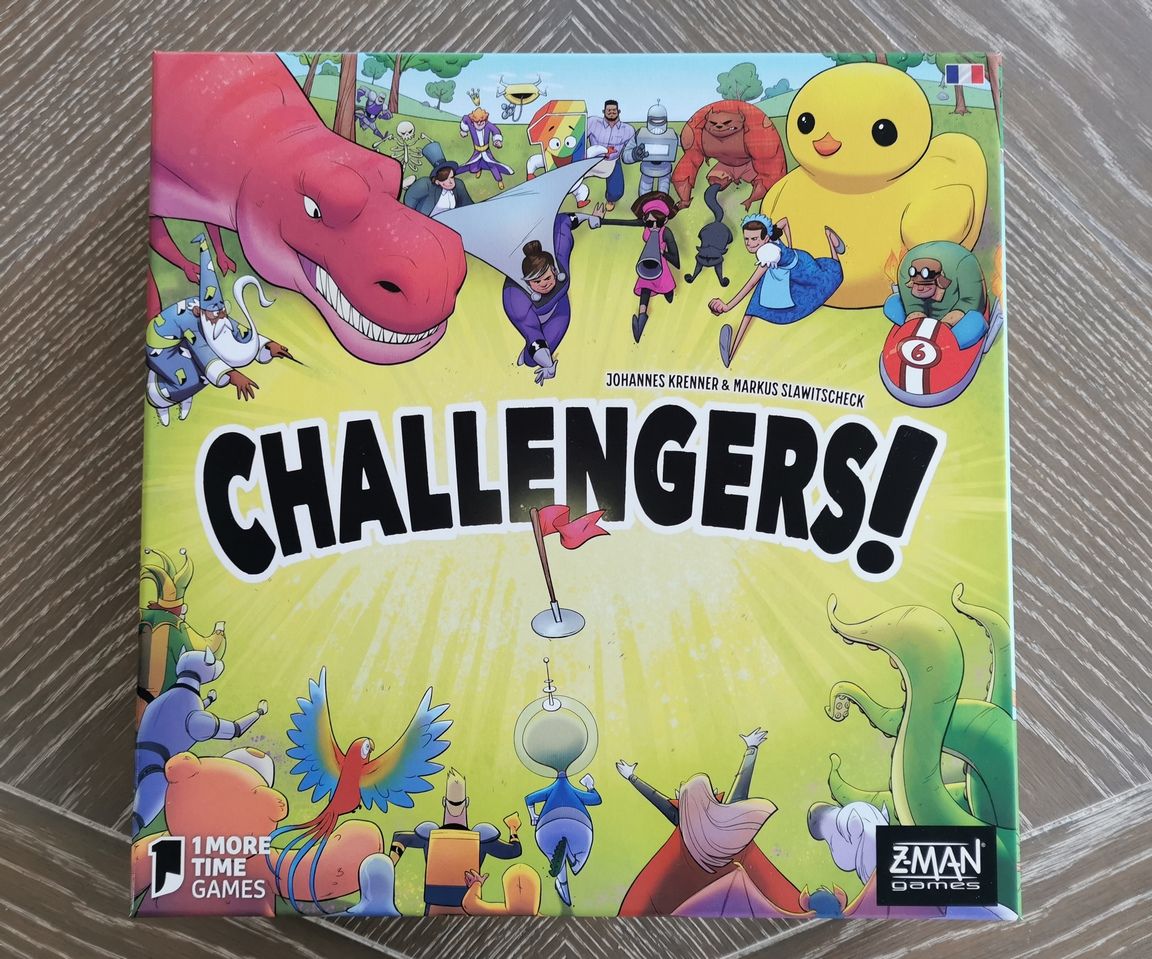 Challengers ! : La boîte . Du T-Rex ou Canard géant, qui remportera la bataille ?
