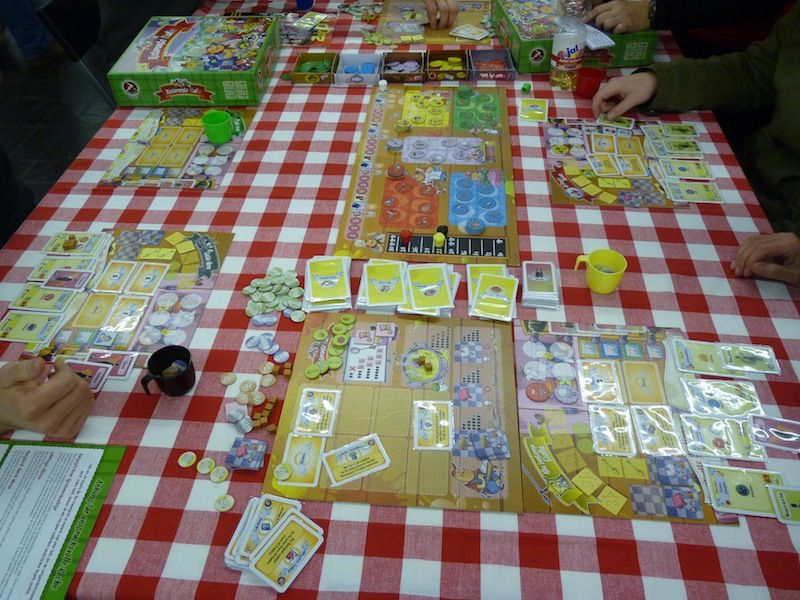 Hall 9-56 - Red Glove