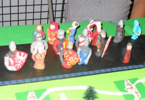 les 18 figurines