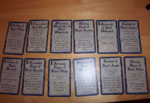 Les hilarantes cartes Reliques : mention spéciale à la "Boule de poils de Saint Félix" et les "Oeufs brouillés de Sainte Bénédicte"