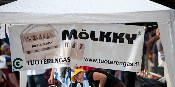 Les Champions de France de Mölkky 2010 sont Parisiens!