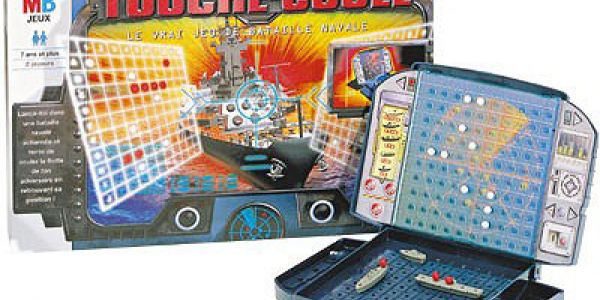 JEUX MB la BATAILLE NAVALE TOUCHE COULE hasbro game Battleship